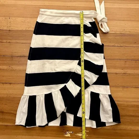 J. Crew rugby knit wrap skirt Navy/ Ivory. Size XS. - Picture 9 of 13